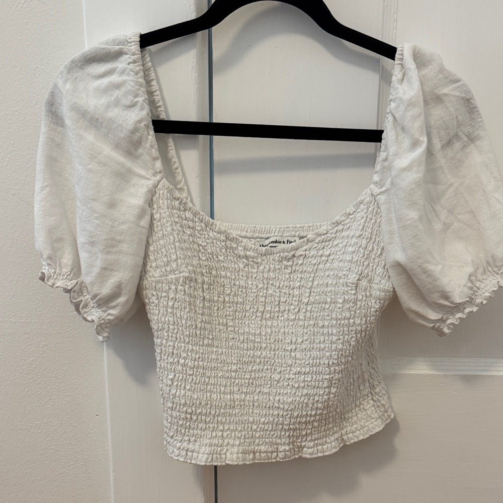 Abercrombie & Fitch Cream Puff Sleeve Blouse